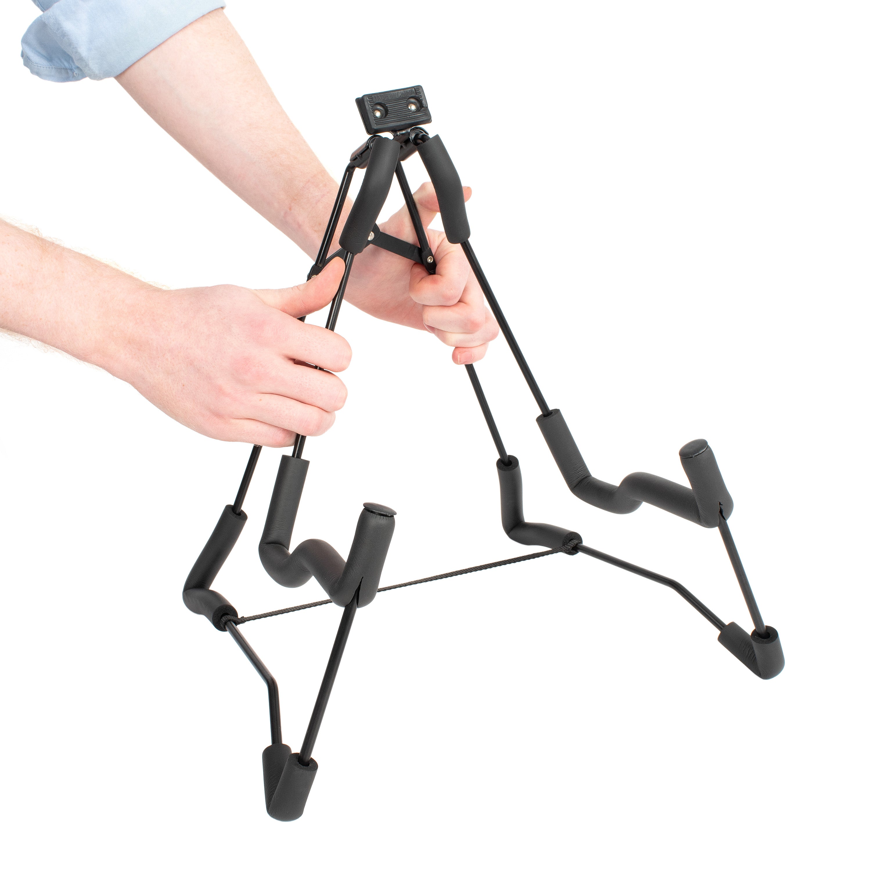 AP-3411 - Apextone double-wired A-frame guitar stand A1