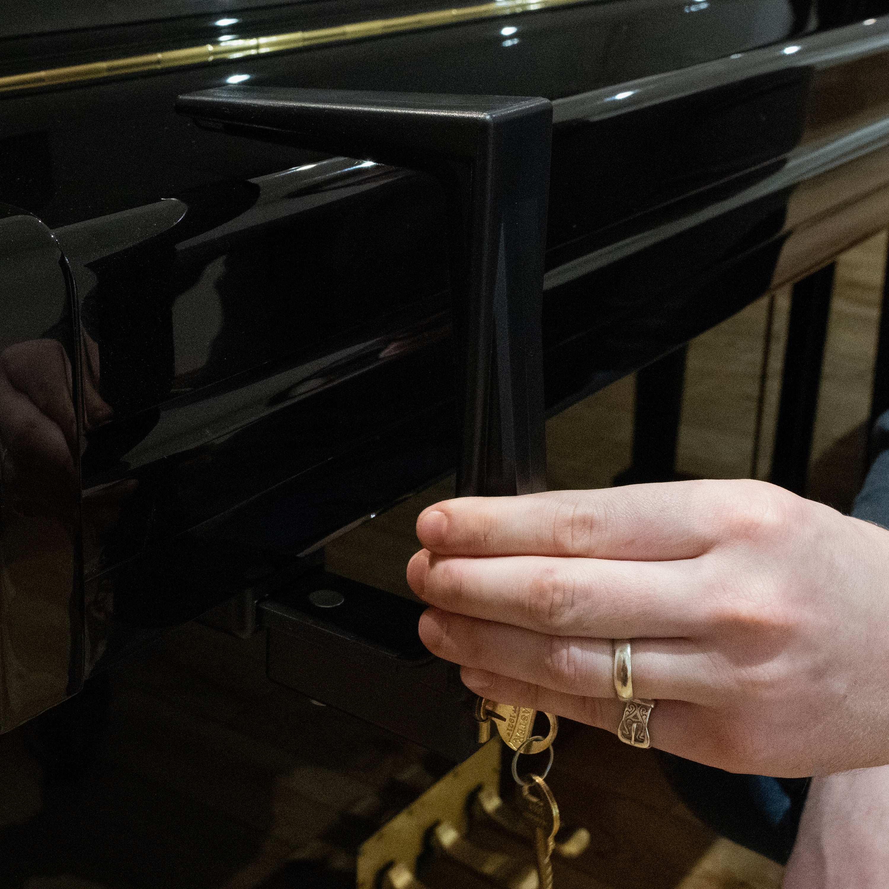 CP812 - Piano Workshop ''Hands Off'' piano lock kit A1