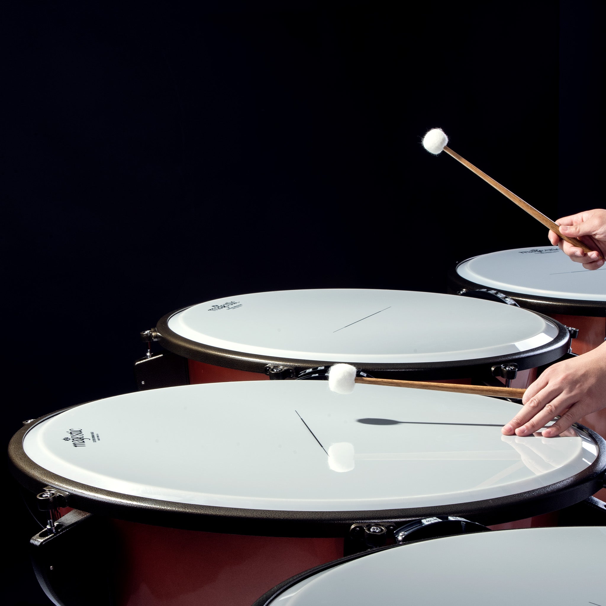 COF2000A,COF2300A,COF2600A,COF2900A,COF3200A - Majestic Concert fiberglass deep cambered timpani 20" / A1