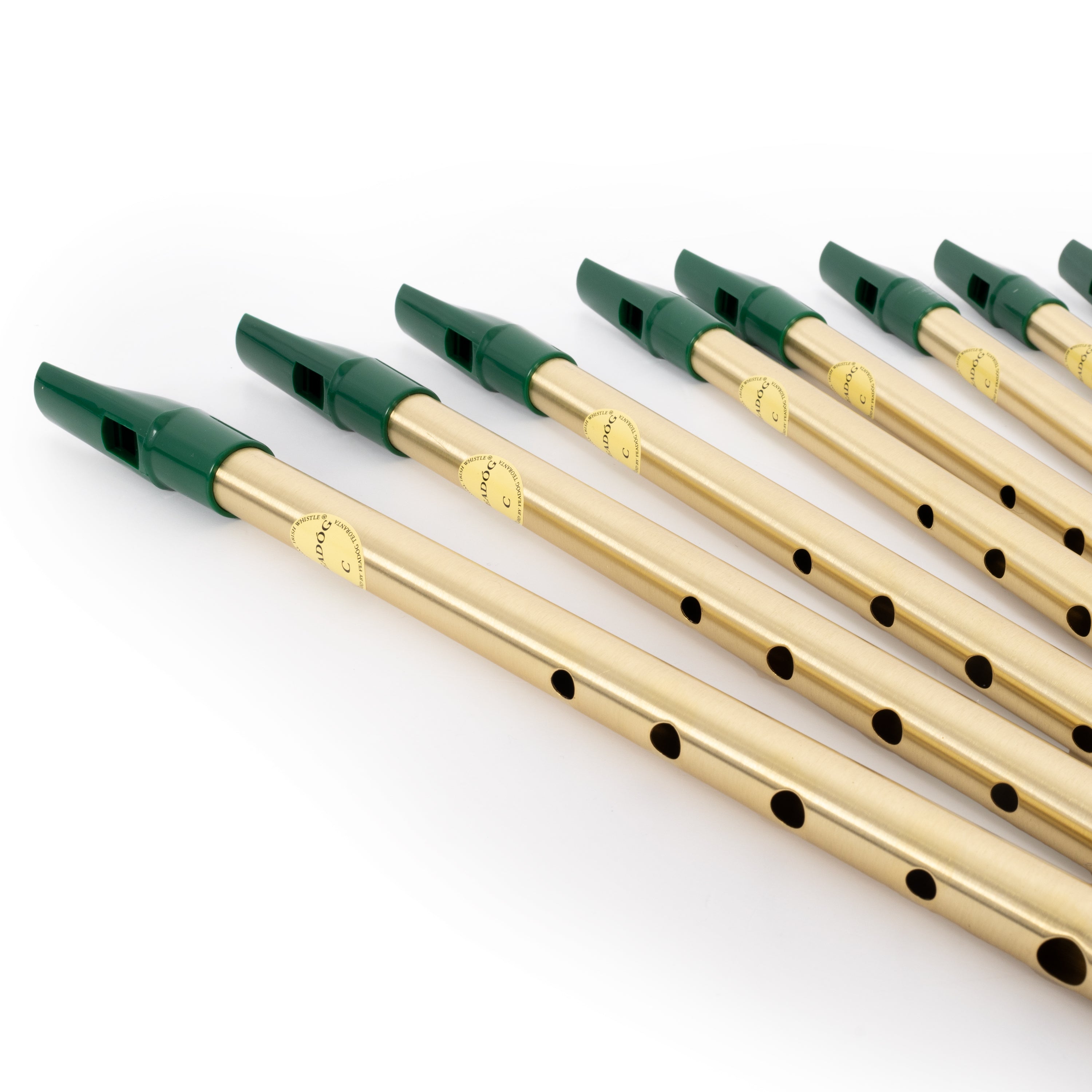 FW22 - Feadóg Irish whistle in C - Brass, pack of 10 A1