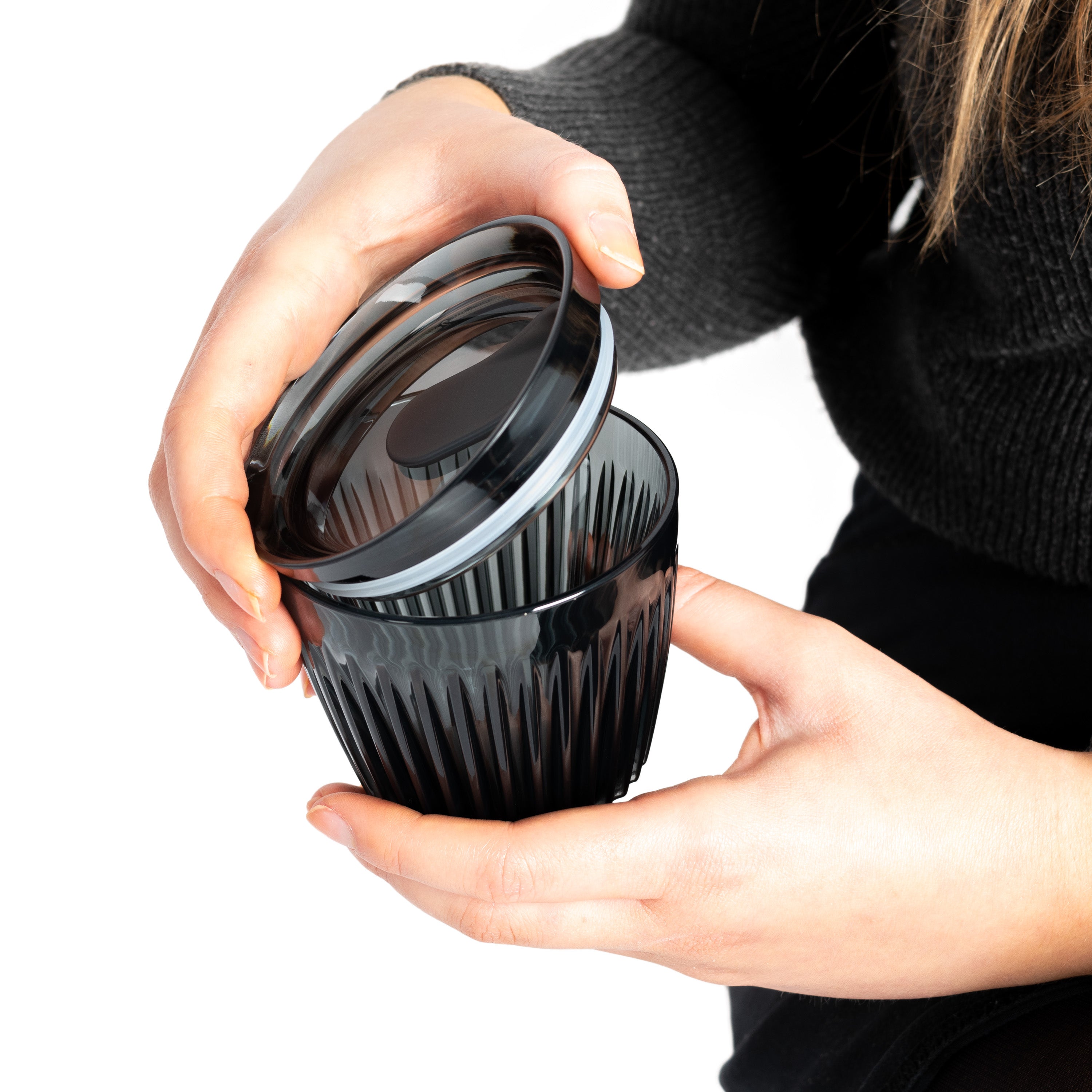 HT06PK12-R - 12 x 6oz HuskeeRenew cups with lids Smoke / A1