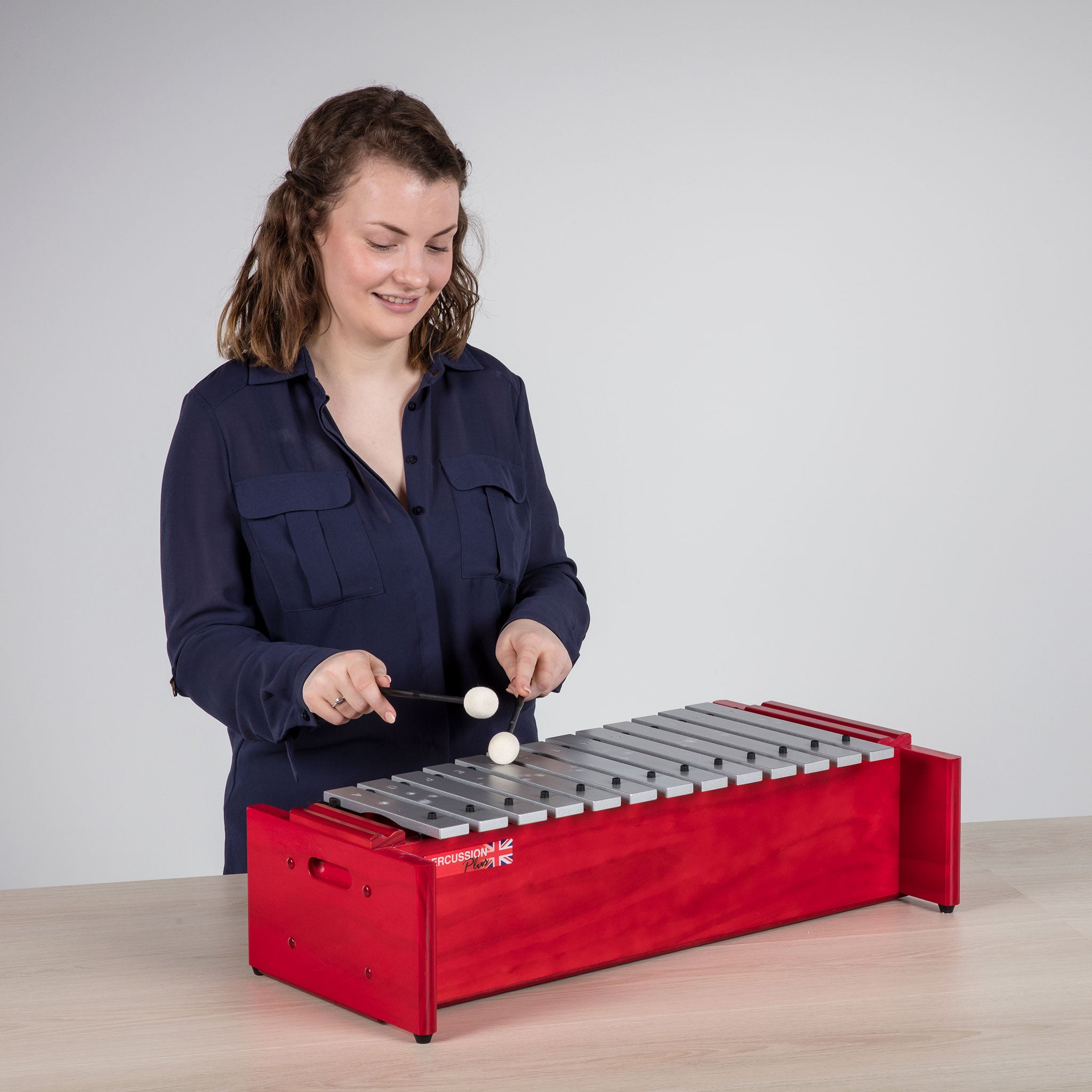 PP019 - Percussion Plus Classic Red Box alto diatonic metallophone A1
